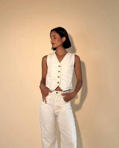 WHITE JEAN-STYLE VEST