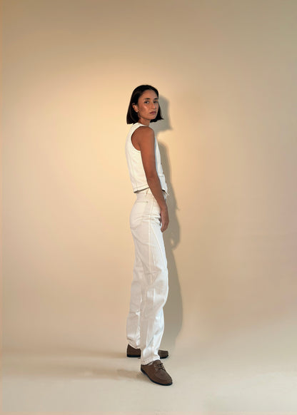 WHITE JEAN-STYLE VEST